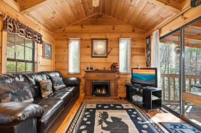 Cozy 1BR Just 15 Min to Gatlinburg or Pigeon Forge! FREE Attraction Tickets